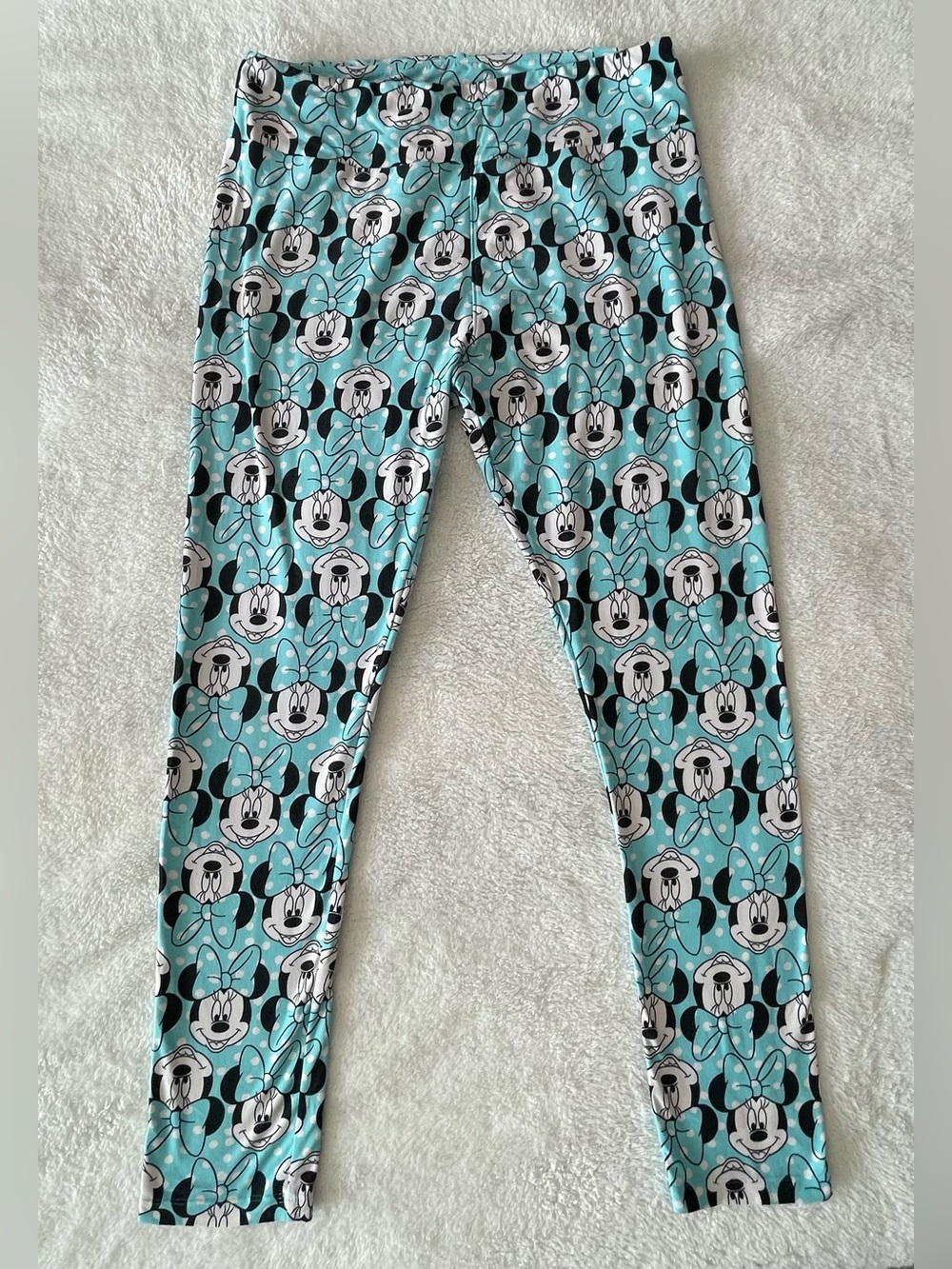 LuLaRoe Disney Minnie Mouse Aqua Polka Dot Leggings Size, Tall & Curvy, 14-18
